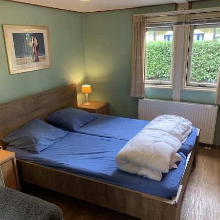 Villa Sfeervolle Chalet Met Terras, H14 De Veldkamp, Epe, Voor 4 Personen Exterior foto