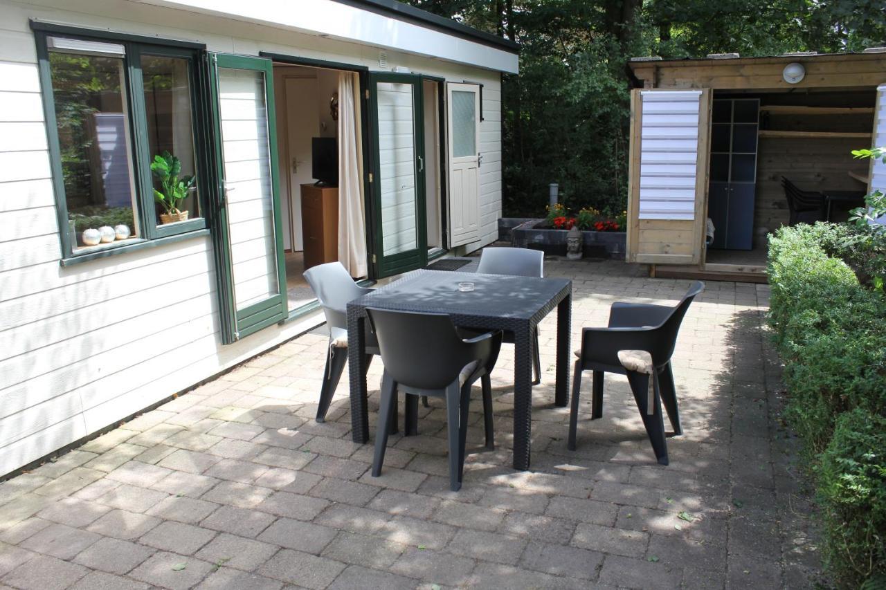 Villa Sfeervolle Chalet Met Terras, H14 De Veldkamp, Epe, Voor 4 Personen Exterior foto